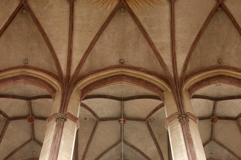 Nave, view of the north-eastern pillars and the vault of the side aisle, St., Sankt, Saint