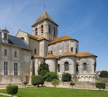 Saint-Savin-sur-Gartempe, monastery church