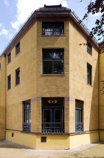 Built in 1902/1903 by Henry van de Velde and extended in 1911. Window south-west side