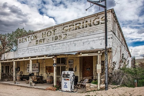 Old petrol station in Benton Hot Springs-Gostthown, Highway 6, Montgomery Pass, Excelsior
