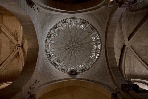 View into the crossing dome, St., Sankt, Saint