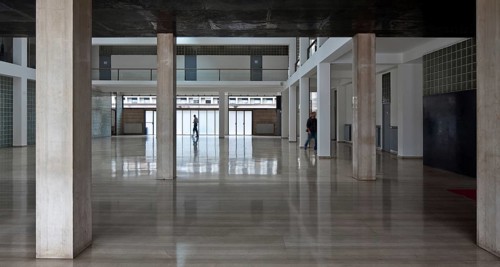 Italy Como Casa del Fascio 88660 by Guiseppe Terragni 1932-36 built as a party house in the style