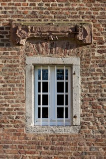 Forecastle with old lintel 1558