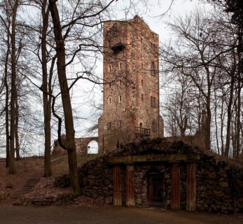 Machern b Leipzig palace gardens RITTERBURG 58705 Built 1795-96 in front of the portico of the