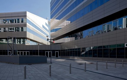 Residential development on Via Traiano, built in 2009-2014 by Guido Canali, business centre