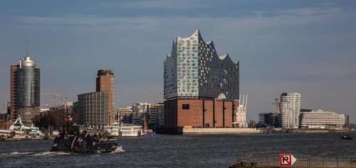 Hamburg, Elbphilharmonie, distant view from the south-west, designed by Herzog & de Meuron, built