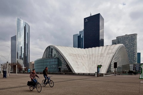 Former CNIT exhibition hall, built 1956-58 by Bernard Zehrfuss, since modernisation in 1988