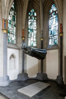 Northern choir chapel, floating angel by Ernst Barlach, St., Sankt, Saint