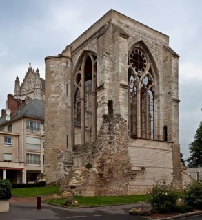 Former collegiate church of St-Barthelemy in the foreground, St., Sankt, Saint