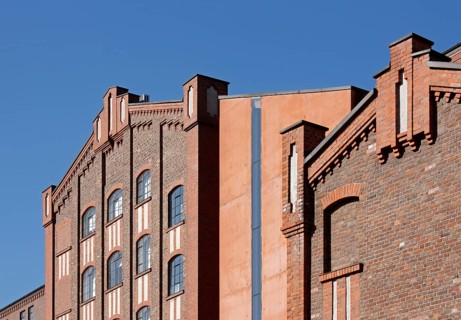 View of the south side, entrance side of the Küppersmühle Museum