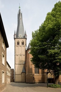 View from south, St., Sankt, Saint