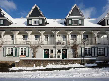 Essen, Margaretenhöhe housing estate in the snow
