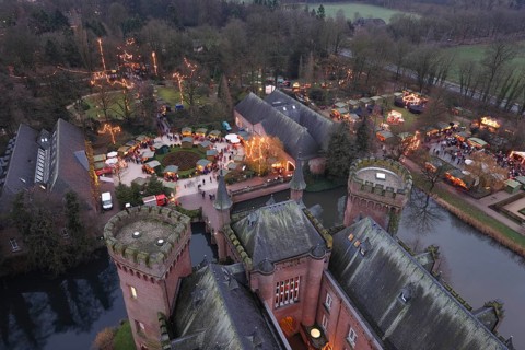 Moyland, castle park in winter, view from the north tower
