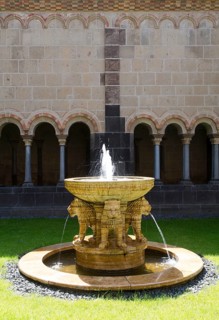 Paradise with lion fountain, St., Saint, Saint
