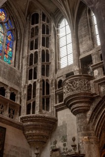 Chaumont, Basilica of St-Jean-Baptiste, spiral staircase in the north transept