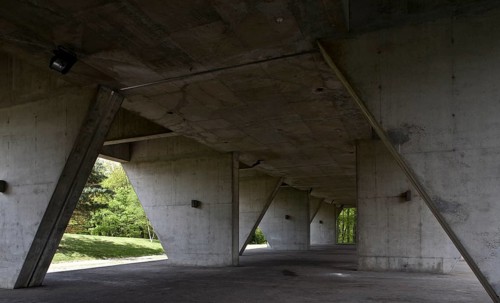 Le Corbusier, Unite d'Habitation, 1965 to 1967, area under the building