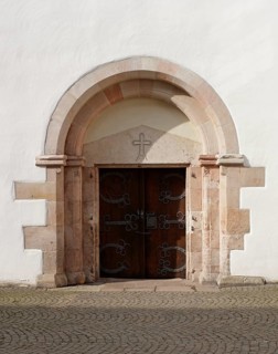 Klostergasse, Romanesque portal to the former lay refectory, St., Sankt, Saint