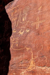 Atlatl Rock with rock carvings of the Nuwu and Southern Paiute, petroglyphs, Valley of Fire State