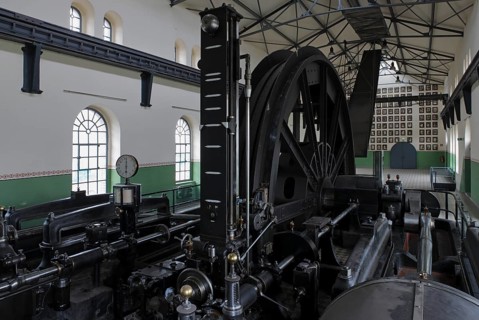Hoisting machine building, restored hoisting machine from shaft 1, in the centre of the picture the