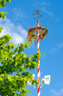 A colourfully decorated maypole, craft, tradition, colourful, colourful, blue sky, customs