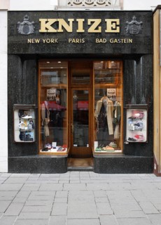 Vienna, Graben 13, KNIZE men's tailoring salon by Adolf Loos