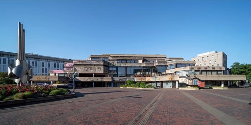 Krefeld, Seidenweberhaus, 1972-1976 designed by the Stappmann Thörissen Winter planning group,