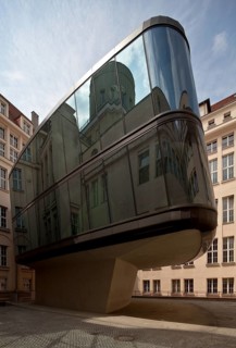 Extension 2011 by Gabriele Glöckler, courtyard pavilion