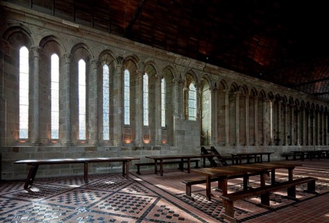 The WUNDERWERK, refectory in the east of the upper floor, built 1212-25, south wall with the
