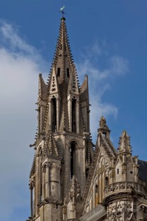 Senlis, Cathedrale Notre-Dame, view from south-east, spire of the south tower and gable of the