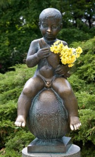 The statuette of Franzl with a fish on a ball (František), created by Karel Mayrel in 1923, which
