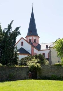 View from east, St., Sankt, Saint