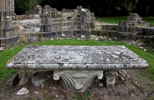 Fontaine-Chaalis, Royal Abbey of Chaalis, altar mensa in the choir of the abbey ruins supported by