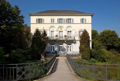 Krefeld, Sollbrüggenpark, Haus Sollbrüggen, manor house from around 1830 by Adolph von Vagedes,