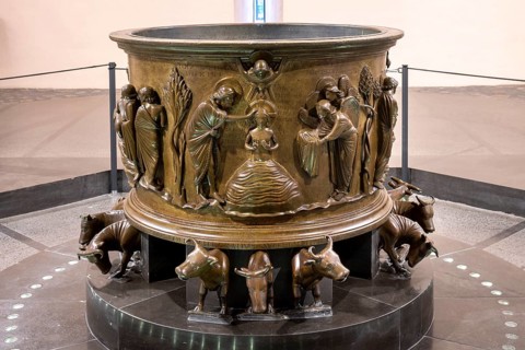 Liège, Liege, St Barthélemy (Sint-Bartolomeüskerk, Sankt Bartholomäus), baptismal font by Reiner