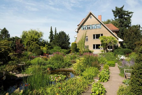 Built in 1912, house and garden by Karl Förster