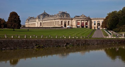 Chantilly, Chateau-de-Chantilly, castle park, large stables, main building on the left 186 m long,