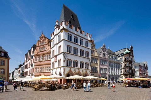 Sculptures by master sculptor Steffen Bildhauer, with the Red House to the left