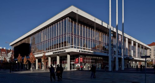 View from the south-west, built between 1966 and 1969 by Wolfgang Hänsch, with the tower of the