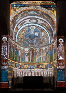 Taüll, Sant Climent, view into the choir apse. State after removal of the frescoes (video