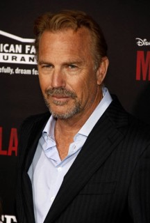 Kevin Costner at the Los Angeles premiere of 'McFarland, USA' held at the El Capitan Theater in