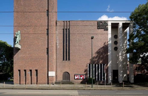 1930-1931 built by Karl Wach and Heinrich Rosskotten, St., Sankt, Saint