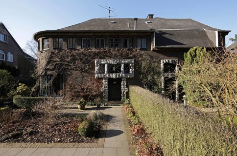 Built between 1910 and 1914 according to designs by Jan Ludovicus Mathieu Lauweriks