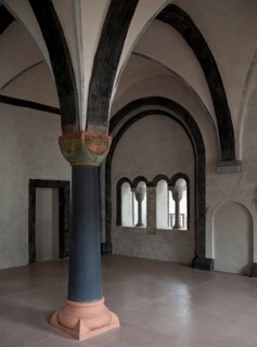 South wing cloister, upper floor, hall, St., St., Saint