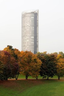Rheinauenpark, Posttower, built 2000-2002 by Murphy/Jahn