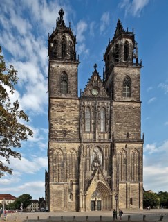 Westwork begun 1209 completed 1520 Close-up view from west-north-west, St., Sankt, Saint