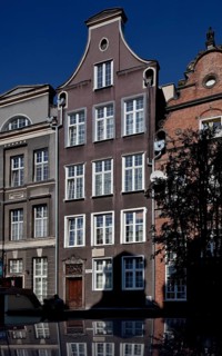 Today ulica Swietego Ducha, house no. 45 Birthplace of Arthur Schopenhauer, front door and memorial