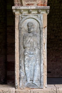 Moissac, Saint-Pierre Abbey, cloister, marble relief