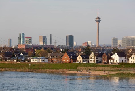 Düsseldorf, view of the city centre and the Hamm district from the Südbrücke bridge