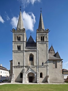 Spišská Kapitula (German Zipser Kapitel, Hungarian Szepeshely), St Martin's Cathedral, west façade,