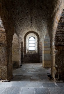 Crypt, view to the west, St., Saint, Saint